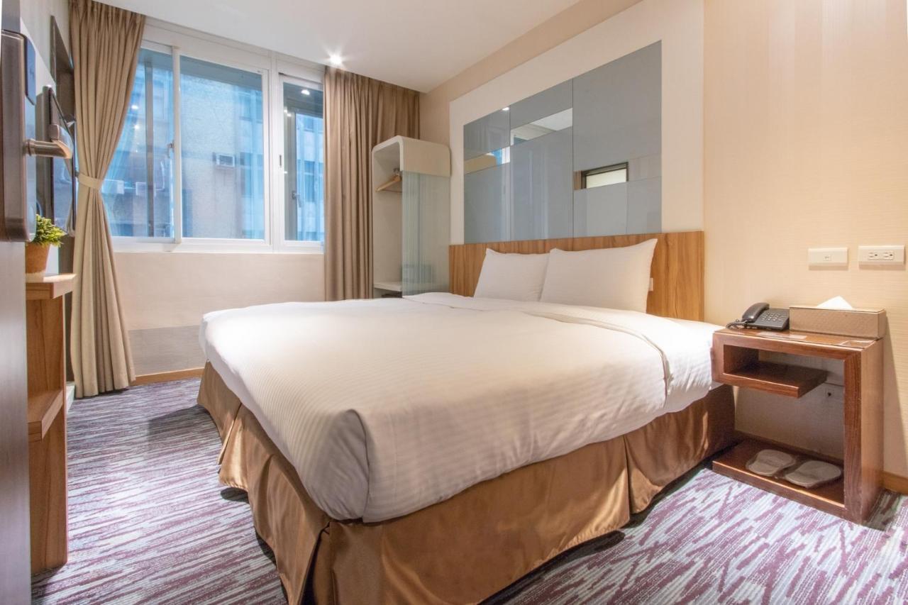 Muzik Hotel - Ximending Xining Branch Тайпей Екстериор снимка