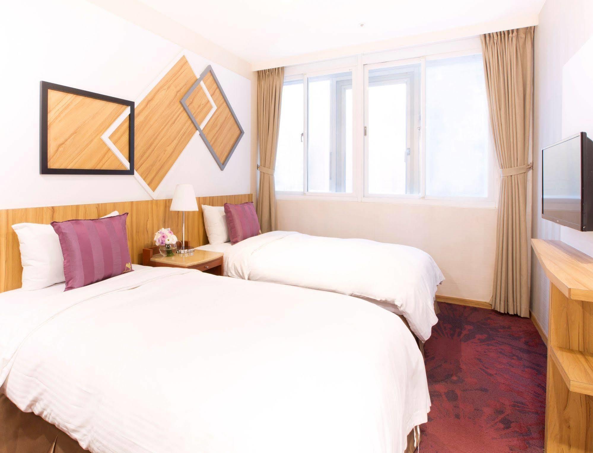 Muzik Hotel - Ximending Xining Branch Тайпей Екстериор снимка